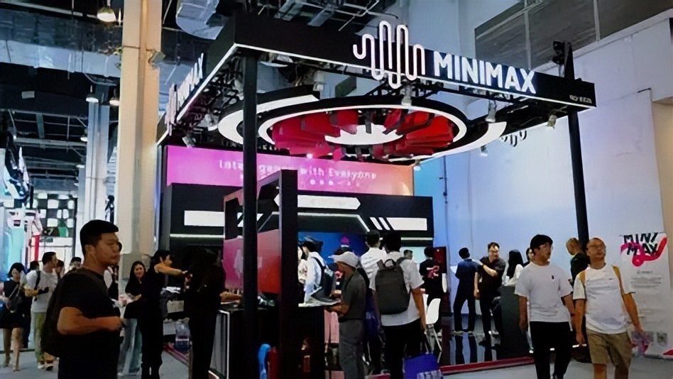 MiniMax腰斩,大模型泡沫破了吗